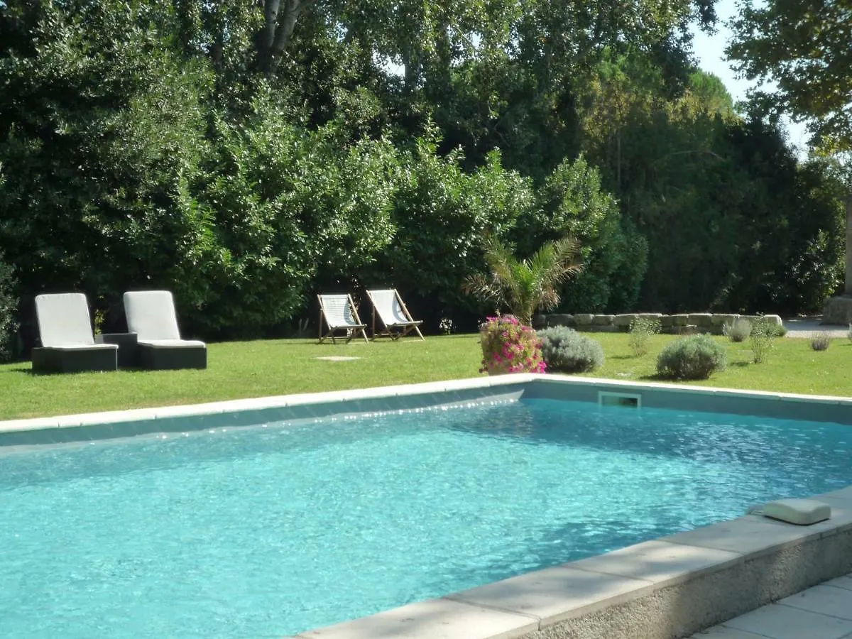 Bed and Breakfast Mas De L'Ile Avignon Frühstückspension